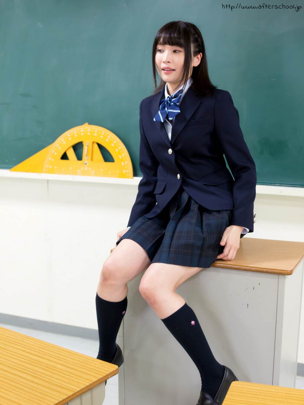 0038-MisatoNonomiya免费观看